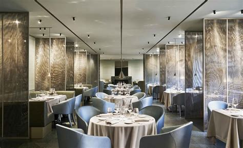 cafe armani milan|giorgio armani milan office.